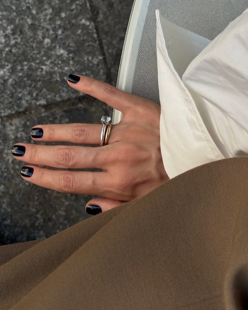 Unhas pretas