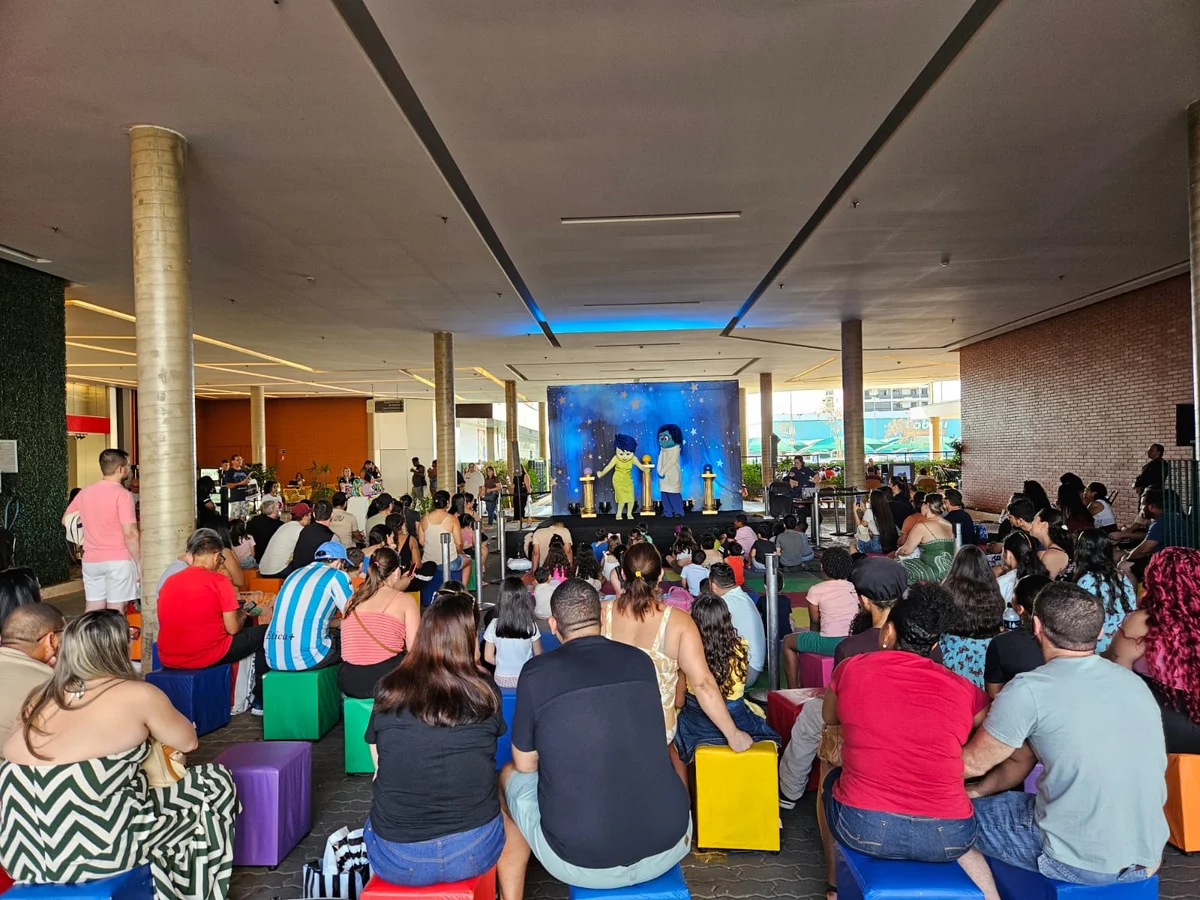 Espetáculos culturais e teatrais reúnem famílias no Shopping ParkCity Sumaré